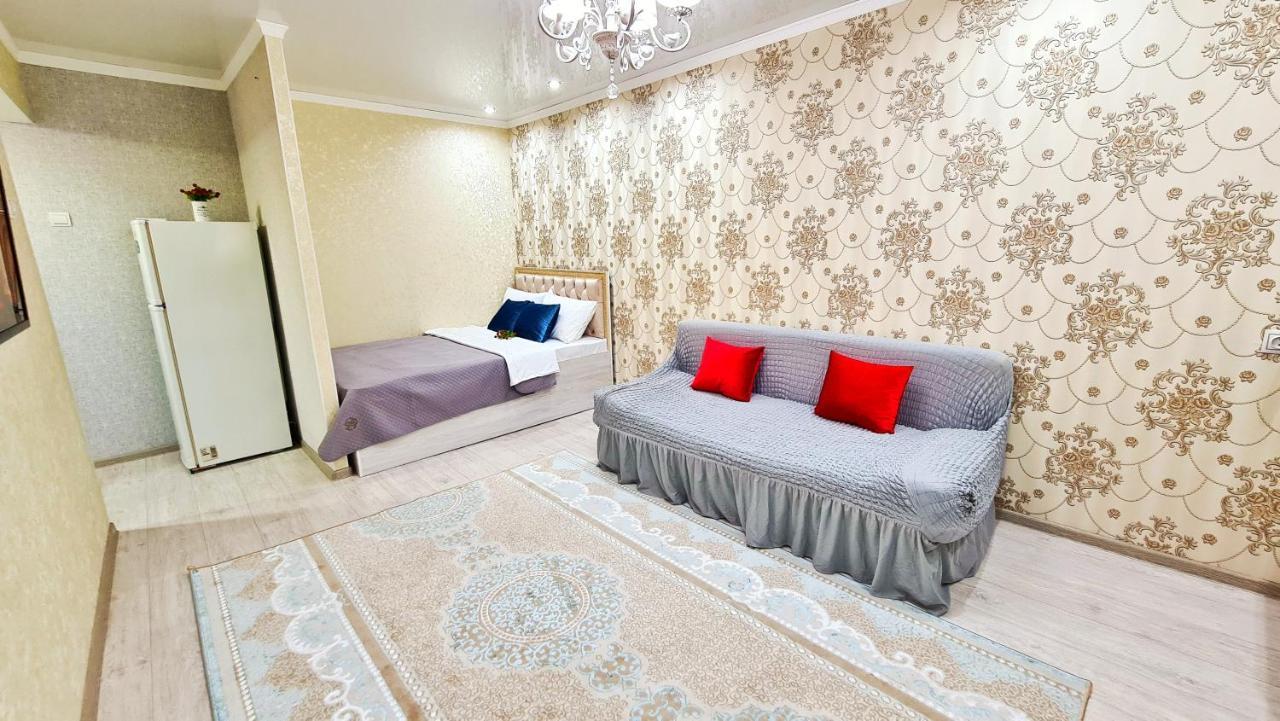 Абсолютно Новая Квартира Класса Люкс Taraz Esterno foto
